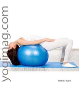 Ballon exercices yoga pilates - Yogimag